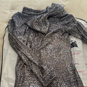 NWT size 4 Badgley Mischka silver gradient sequin cocktail dress